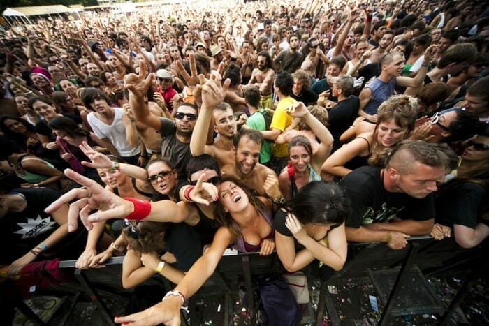 Festival Photography Tips by iPhotography.com
