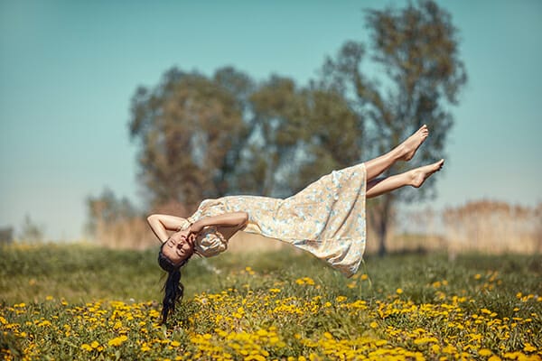 Levitation Photography Tutorial by iPhotography.com