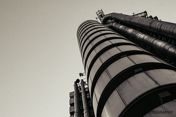 Creative Angles in Photography by iPhotography.com