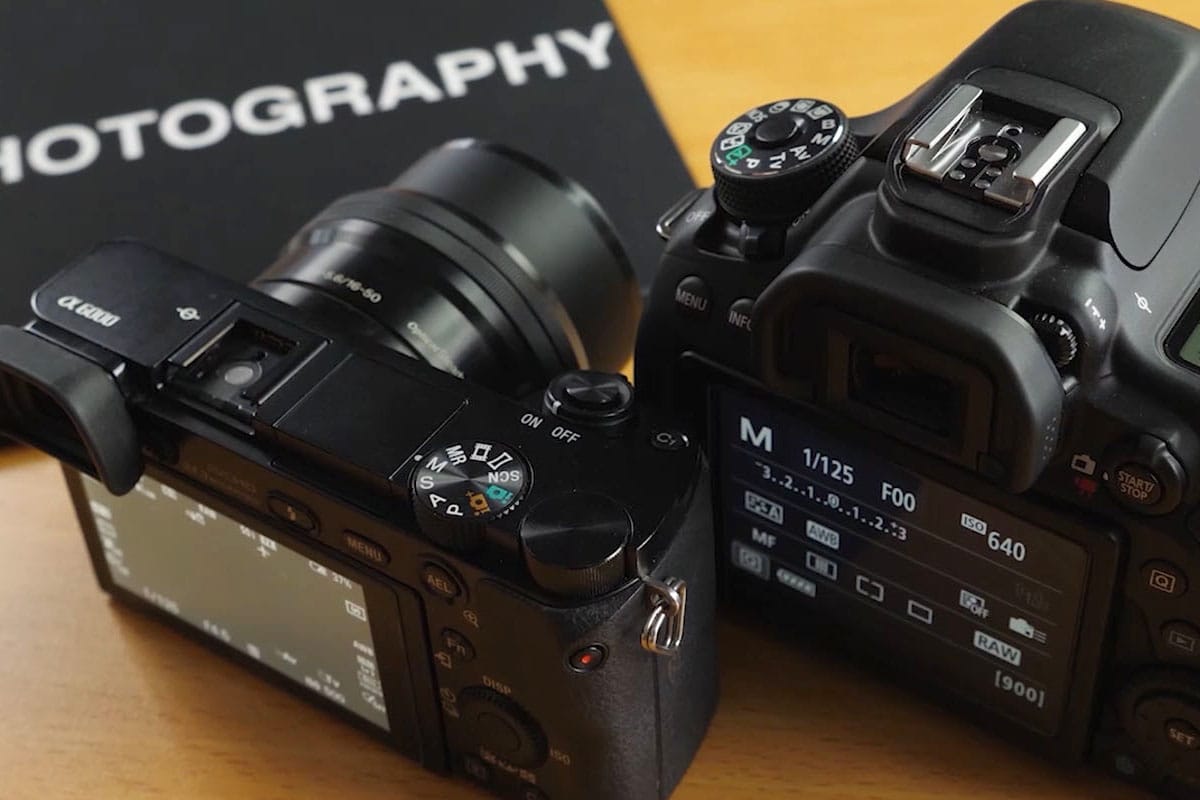 Digital Cameras Mirrorless and DSLR Explained