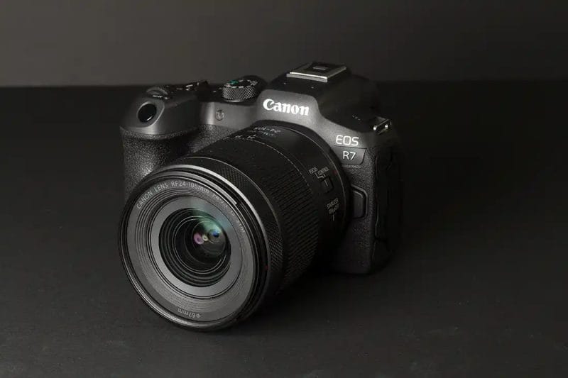 Full Frame v Cropped Sensor Digital Cameras by iPhotography.com