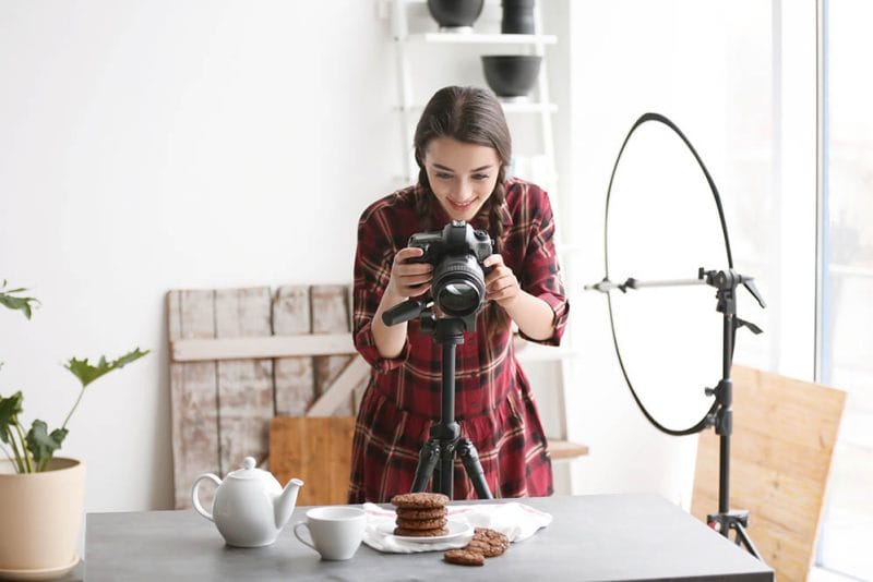 How to Create a Home Photography Studio by iPhotography.com